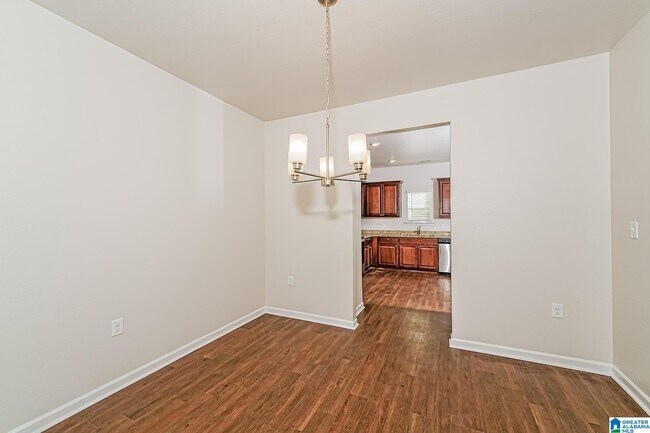 Building Photo - 1064 Pilgrim Ln