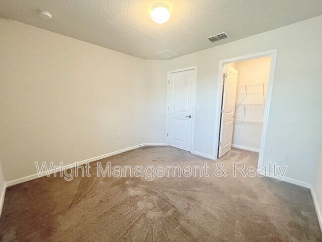 Building Photo - 31332 Amberview Bnd