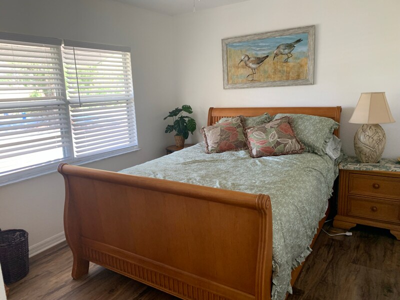 Building Photo - 628 N Disston Ave