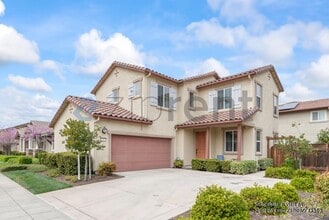 Building Photo - 237 W Moraga St