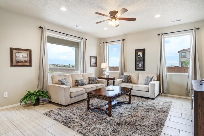 Building Photo - 3202 Tazanita Lp SE