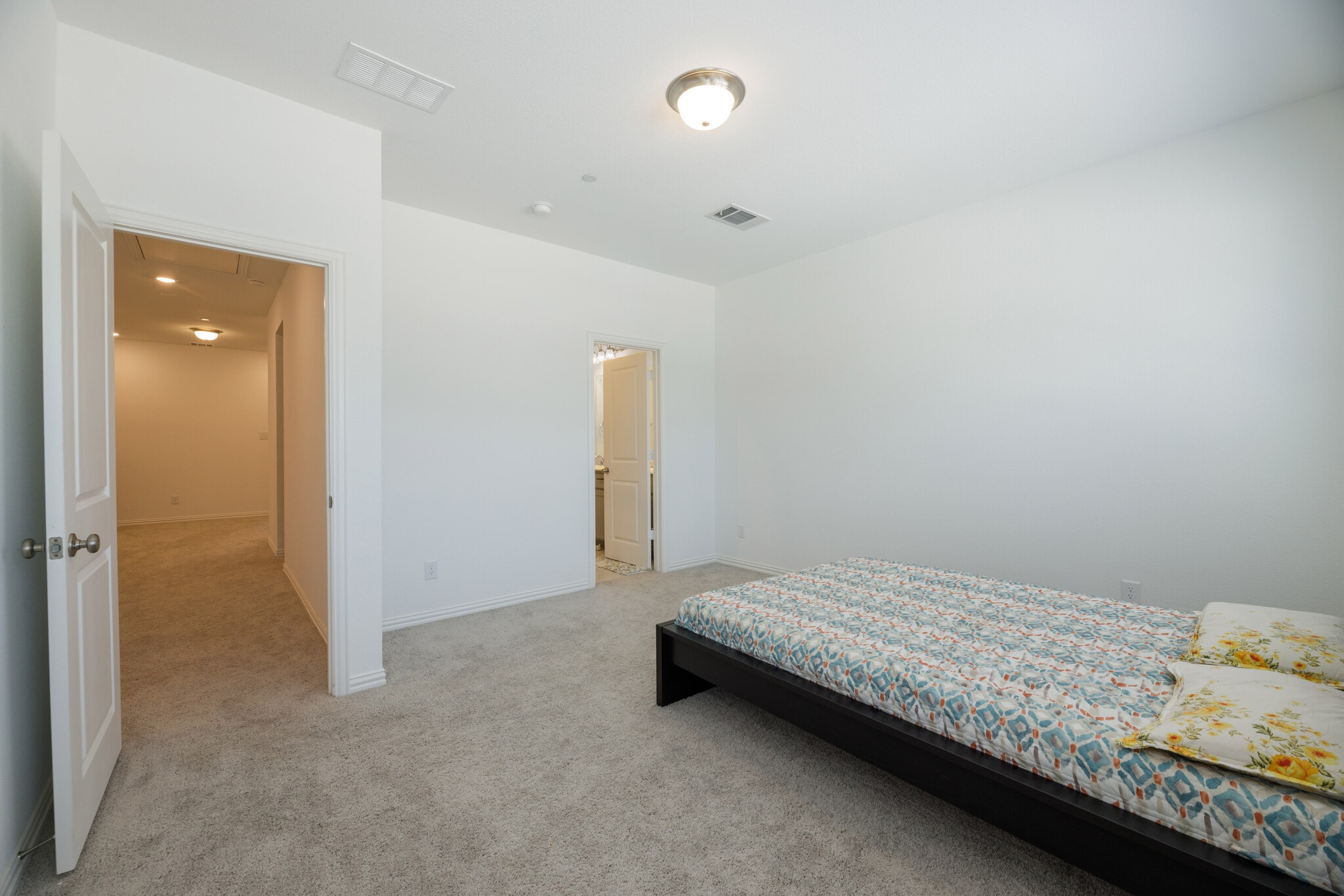 Bedroom - 9916 Hennings St