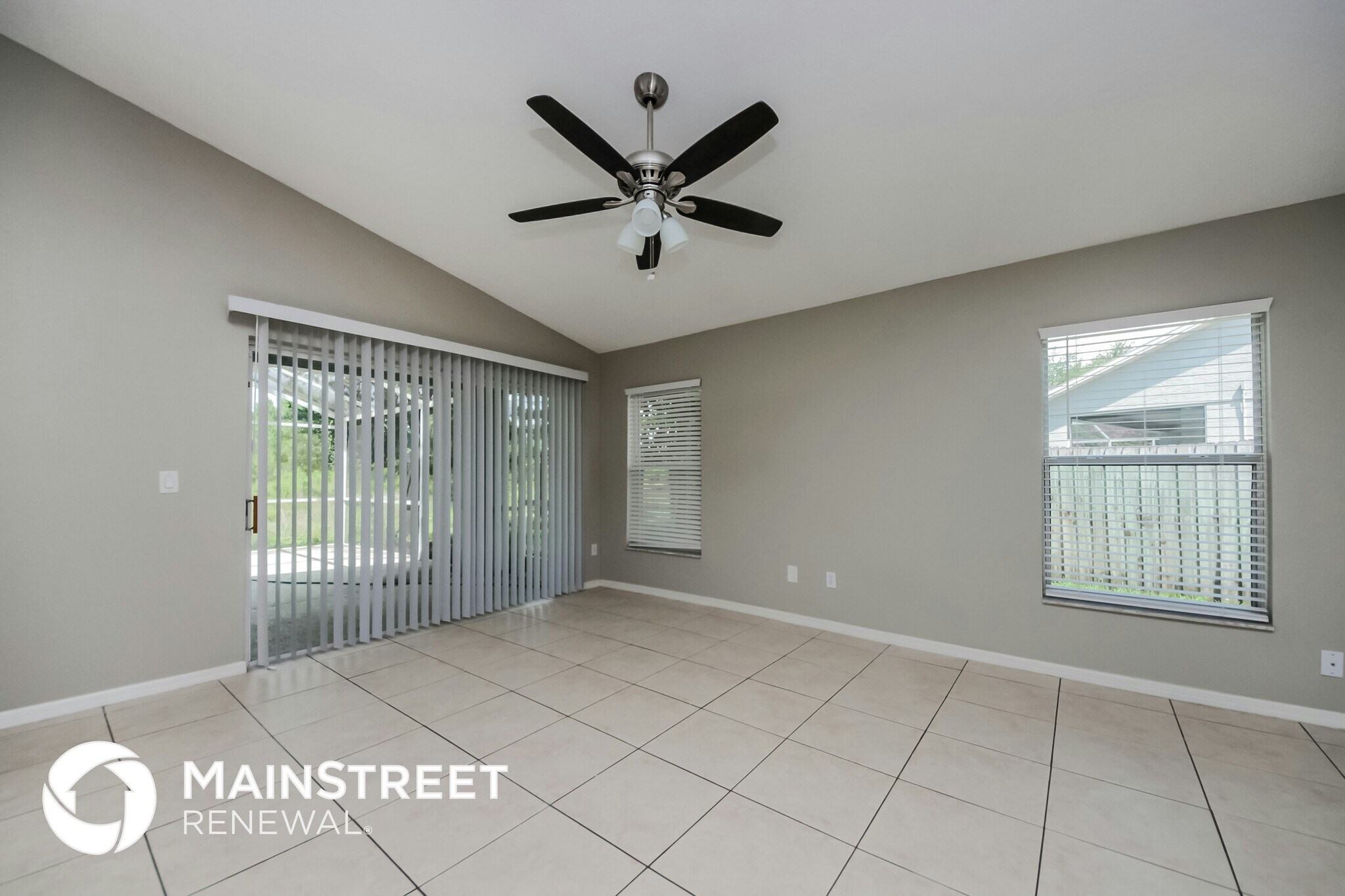 Building Photo - 1235 Whitewood Way