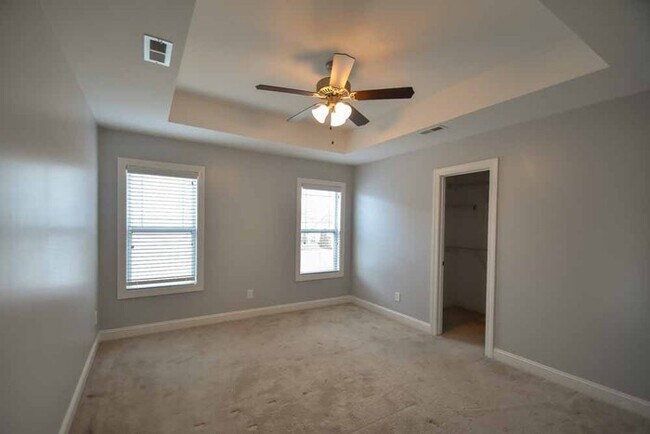 Building Photo - HOUSE FOR RENT 2319 GREAT LAUREL COURT