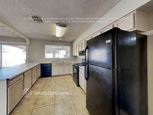 Building Photo - 17435 N 29th Ave