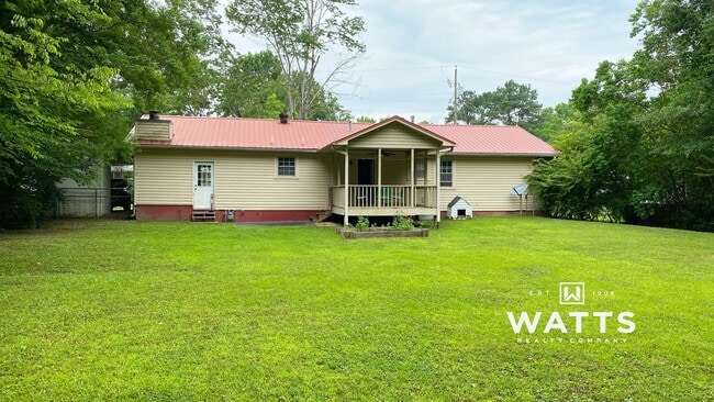 Building Photo - Wonderful 4 Bedroom Home in Pelham