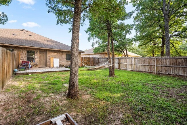 Building Photo - 4451 Reveille Rd