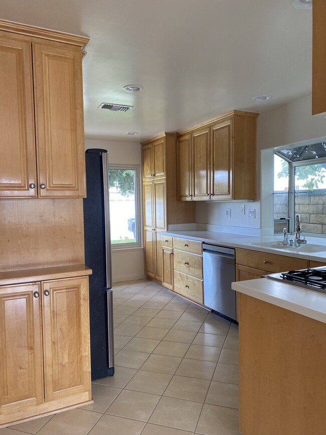 Building Photo - 23808 Lanesboro Pl