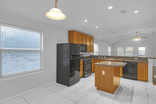 Building Photo - 10428 Bradshaw Dr