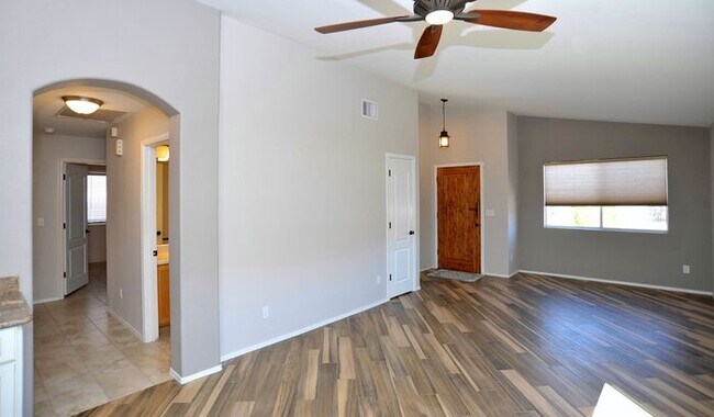 Building Photo - Premium Dove Mountain Home