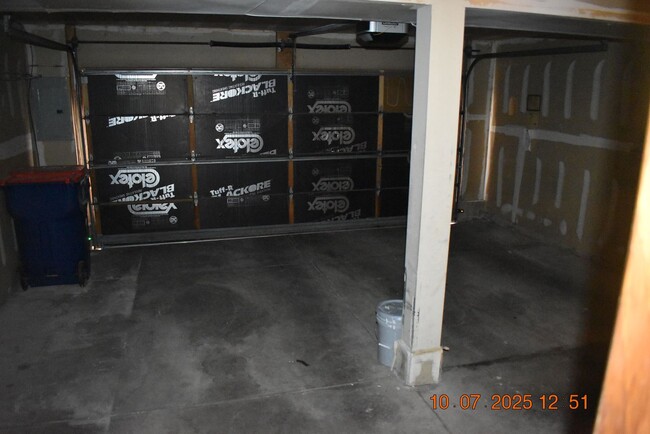 Building Photo - Updated 3 Bed Littleton Townhome