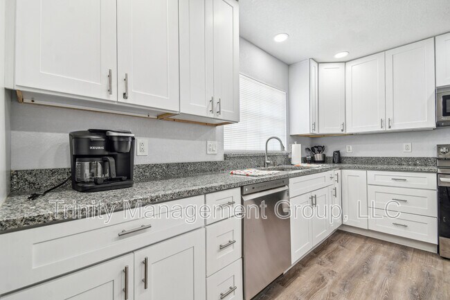 Building Photo - 380 Jeru Blvd