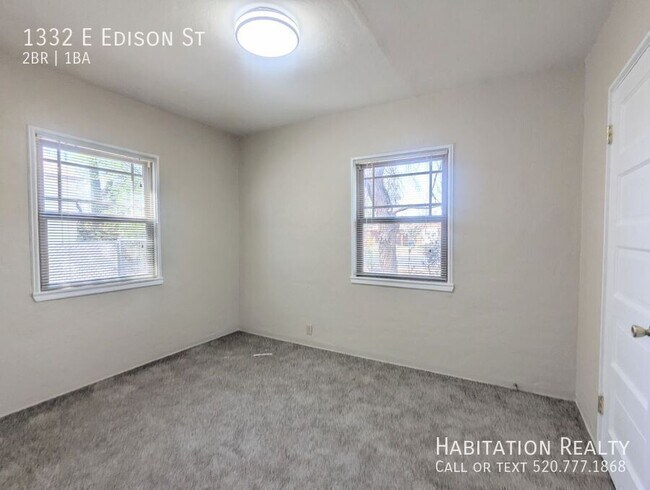 Building Photo - 1332 E Edison St