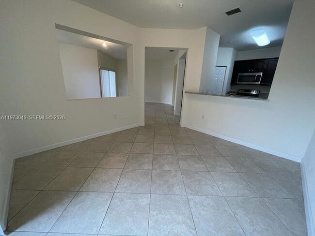 Building Photo - 10600 NW 88th St