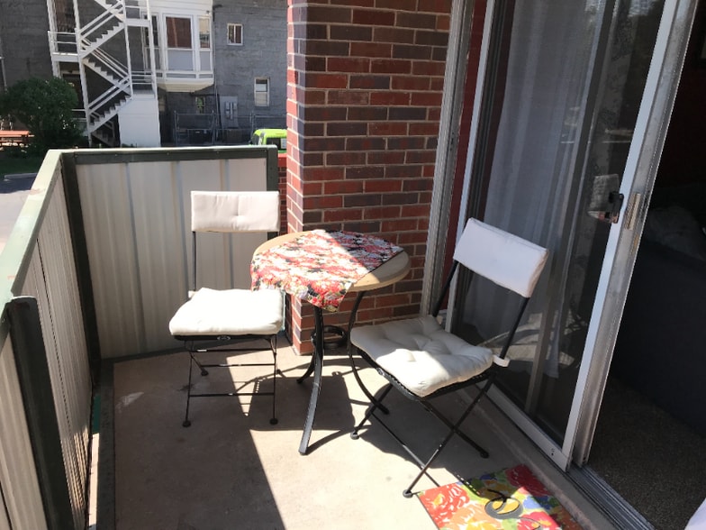 Building Photo - 1833 N Williams St