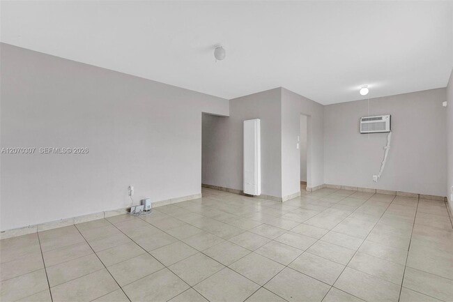 Building Photo - 551 NW 30th Terrace