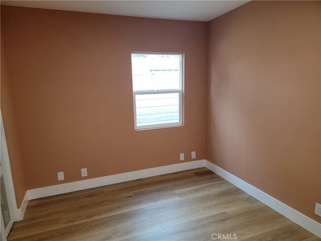 Building Photo - 18725 Bassett St