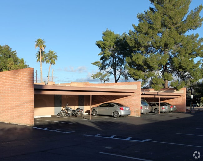 Camino De La Sierra 2720 N Swan Rd Tucson AZ 85712 Apartment Finder