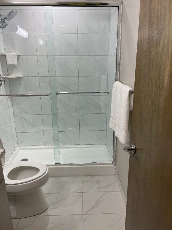 Building Photo - 1417 W9th St