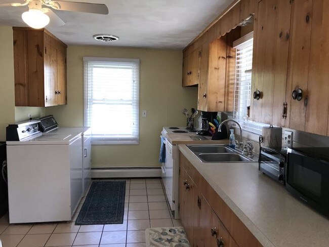 Building Photo - Bonnet Shores Weekly Summer Rental