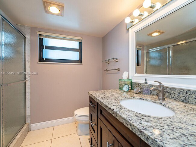 Building Photo - 2401 S Ocean Dr