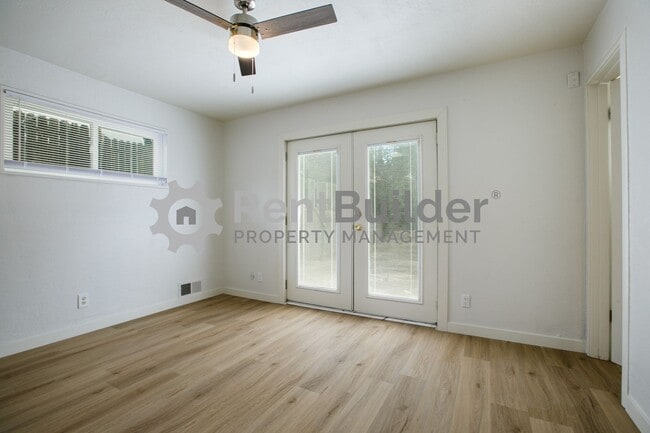 Building Photo - CALL US TODAY AT (505) 808-6467 TO SCHEDUL...