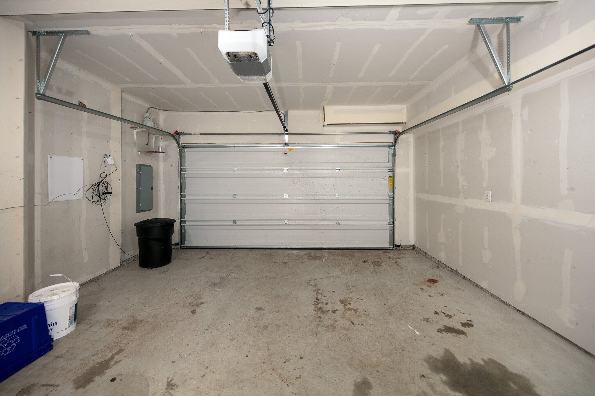 garage (maybe 2 cars if small) - 1295 Windsong Dr