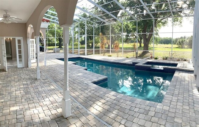 Building Photo - 3302 Butler Bay Dr N