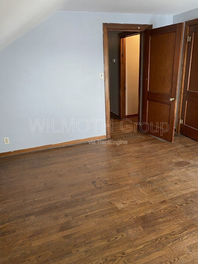 Building Photo - 309 Central Ave