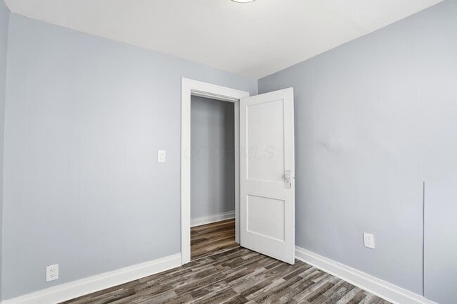 Building Photo - 212 E Hudson St