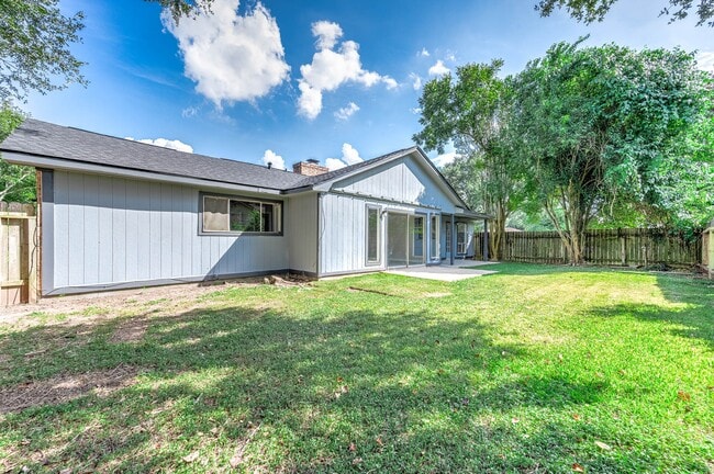 Building Photo - 3430 W Creek Club Dr