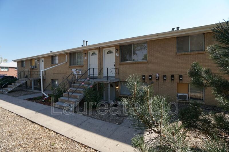 Primary Photo - 5550 W 3rd Pl