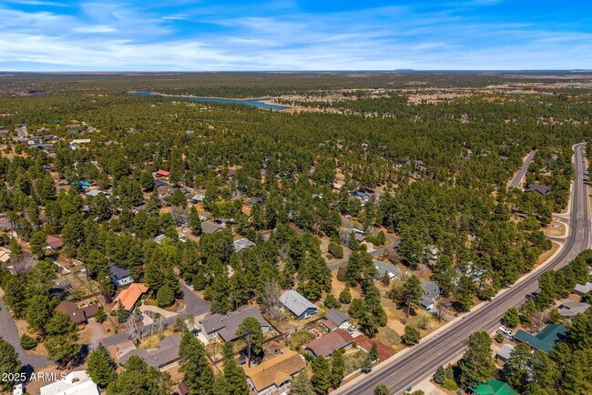 Building Photo - 3361 W Hansen