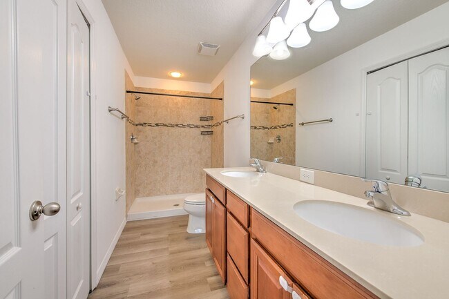 Building Photo - 5116 Bay Isle Cir