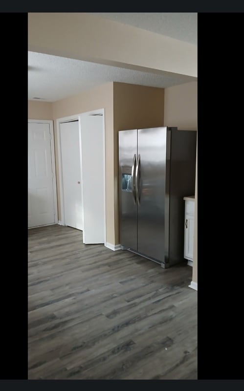 Building Photo - 253 Harts Ford Way