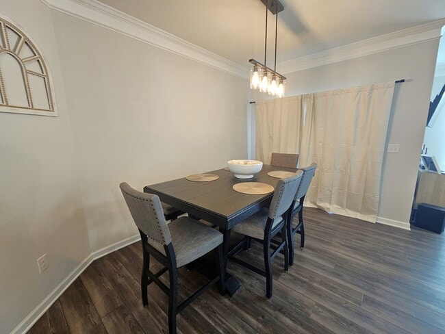 Building Photo - 205 Brochaill Ct