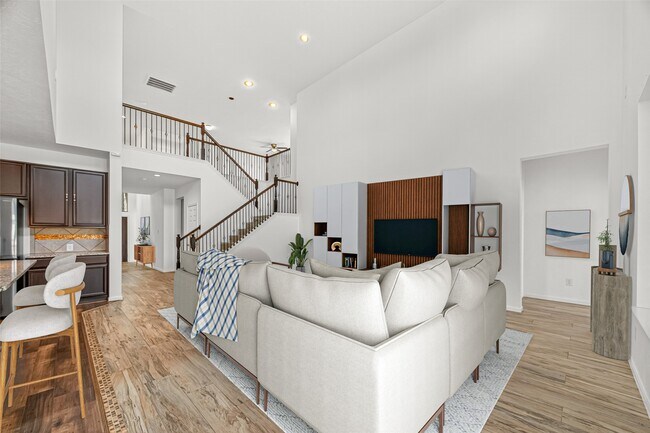 Building Photo - 13019 Foxwood Creek Ln