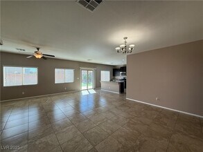 Building Photo - 9341 Forest Meadows Ave