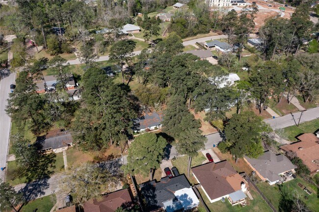 Building Photo - 2306 Ave P