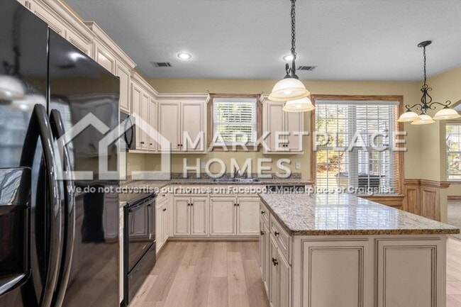 Building Photo - 4831 High Meadows Dr