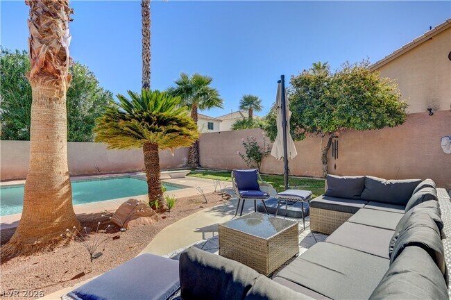 Building Photo - 268 Copper Glow Ct