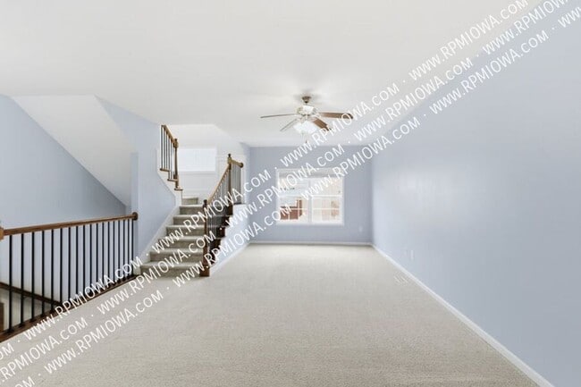 Building Photo - 9140 Greenspire Dr