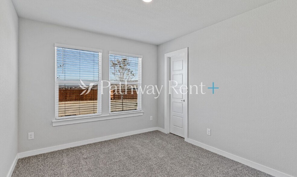 Building Photo - 1732 Reverie Rd