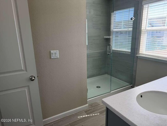 Building Photo - 12846 Josslyn Ln