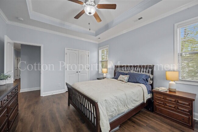 Building Photo - 807 Dan Owen Dr
