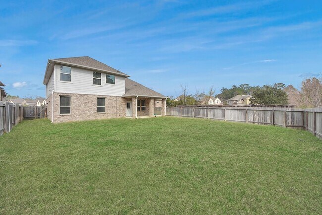 Building Photo - 196 Chestnut Meadow Dr