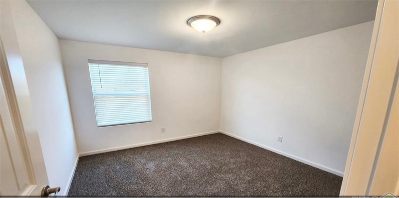 Building Photo - 1206 E St Charles St