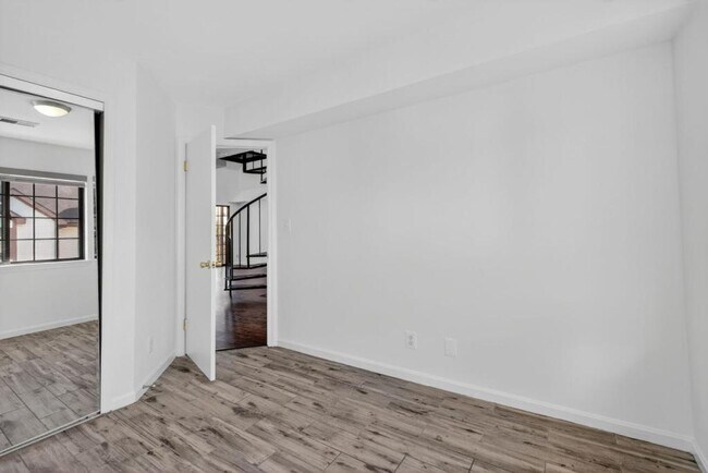 Building Photo - 6017 Curtier Dr