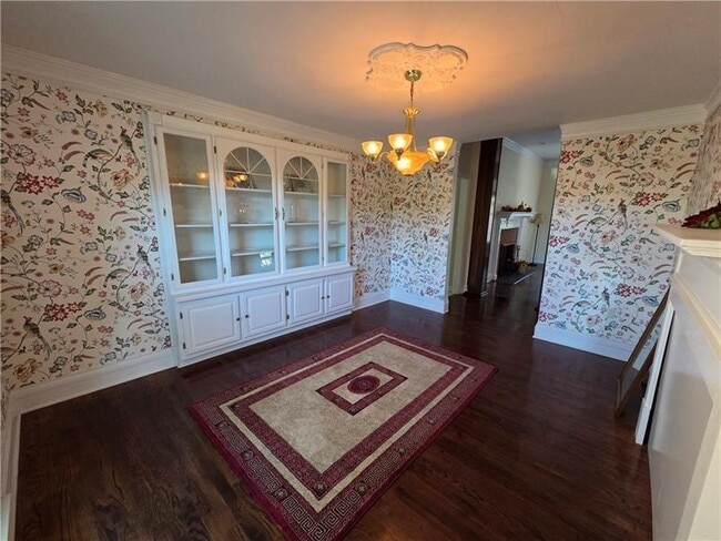 Building Photo - 111 Saddle Brook Cir