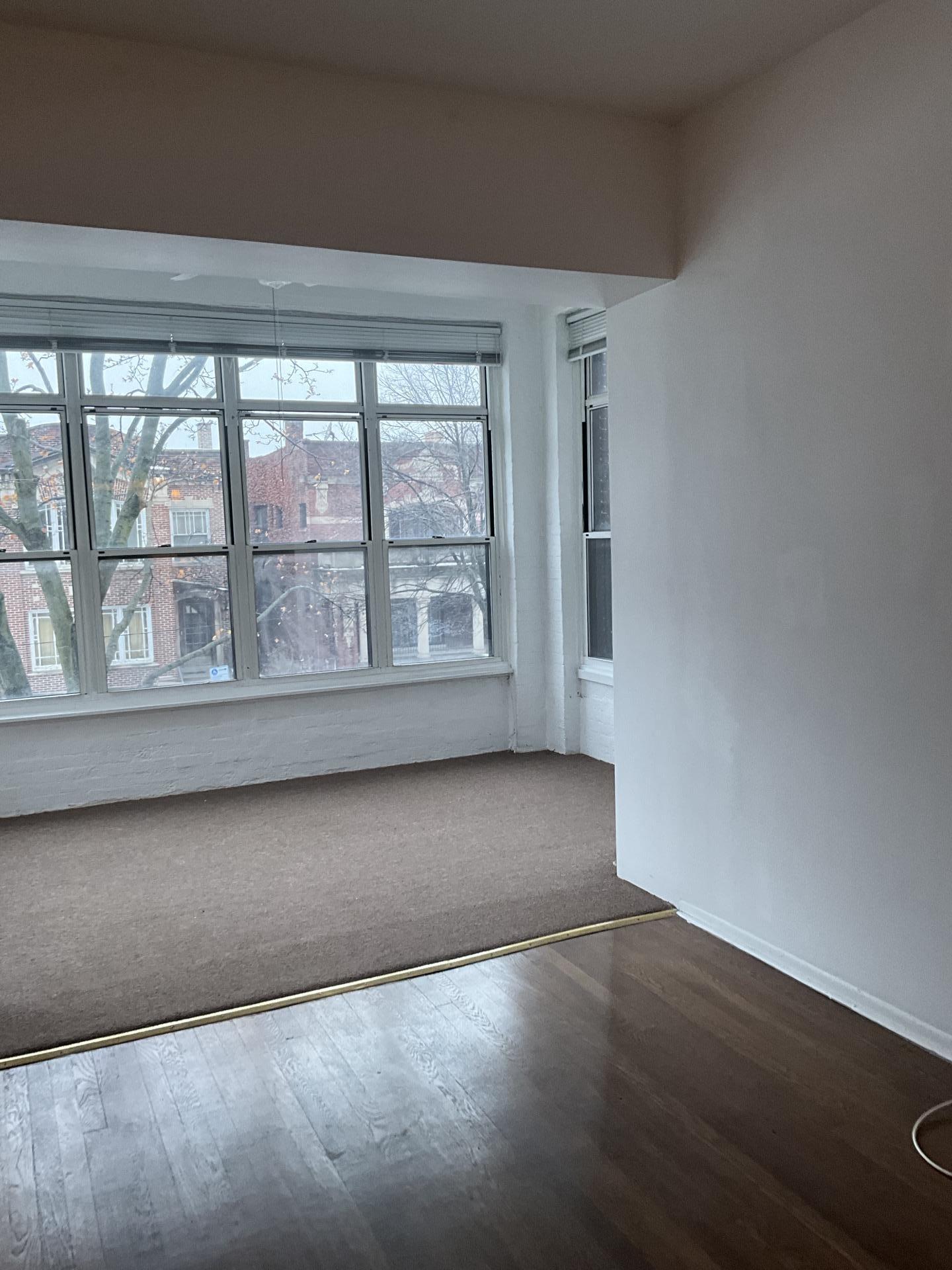 Building Photo - 5141 S Ellis Ave